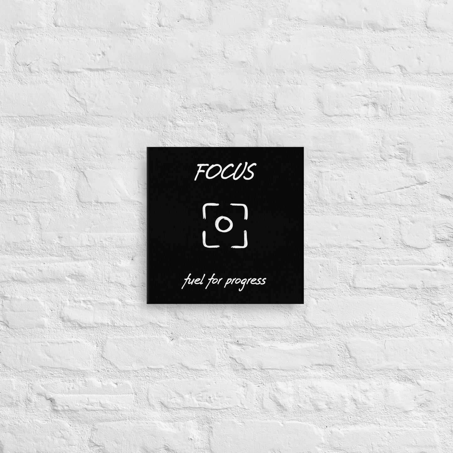 Focus thin canvas