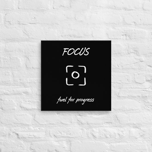 Focus thin canvas